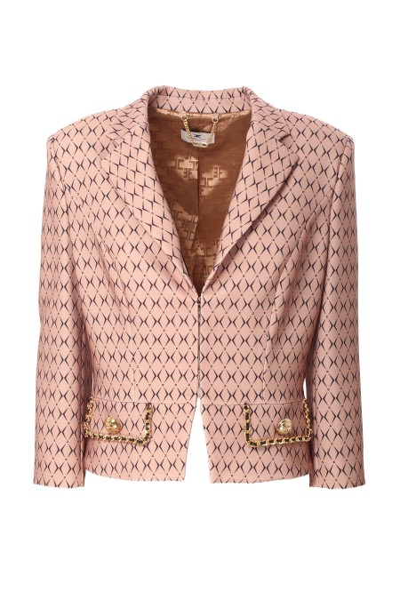 Shop ELISABETTA FRANCHI  Giacca: Elisabetta Franchi giacca cropped in crêpe stretch stampa rombo con catena.
Maniche a 3/4 e chiusura a monopetto. Baschina con patte profilate da catena infilata in materiale sintetico effetto pelle.
Fodera in raso monogram.
Chiusura con gancio.
Bottoni in metallo dorato.
Composizione: 92% Poliestere, 08% Elastane.
Vestibilità: slim.
Made in Italy.. GIS8546E2-CM3